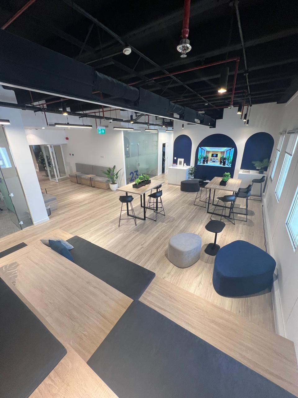 Event Space for 50 Guests in Trade Center, Dubai — photo 12