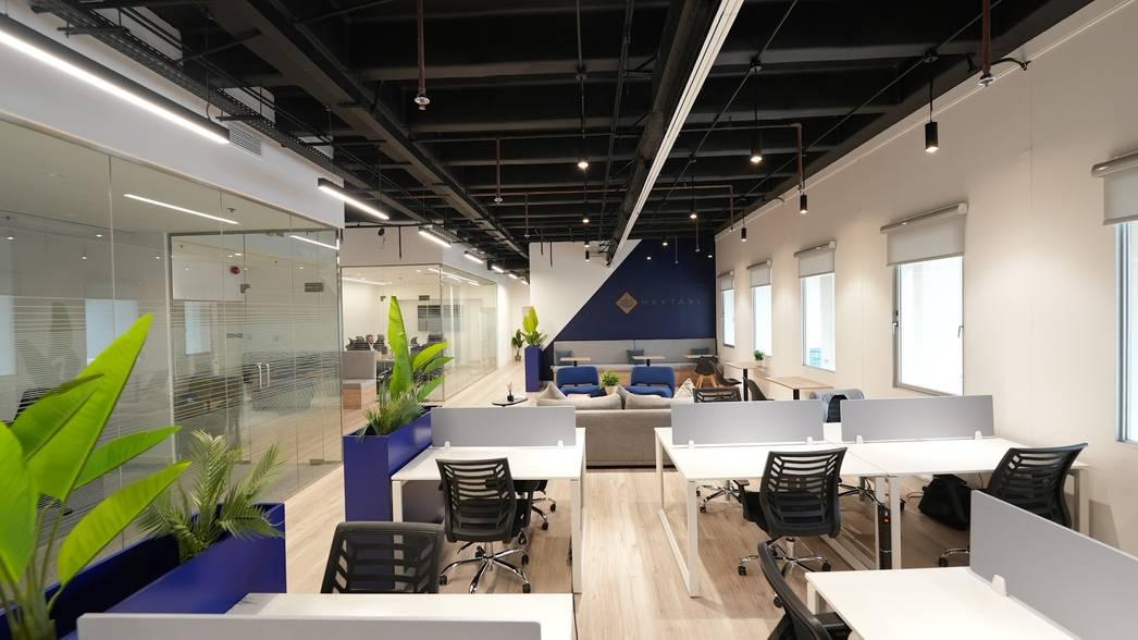 Shared Desks and Open Office Space in Trade Center, Dubai — main photo
