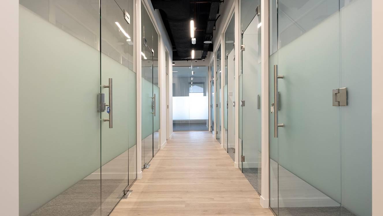 Shared Desks and Open Office Space in Trade Center, Dubai — photo 7