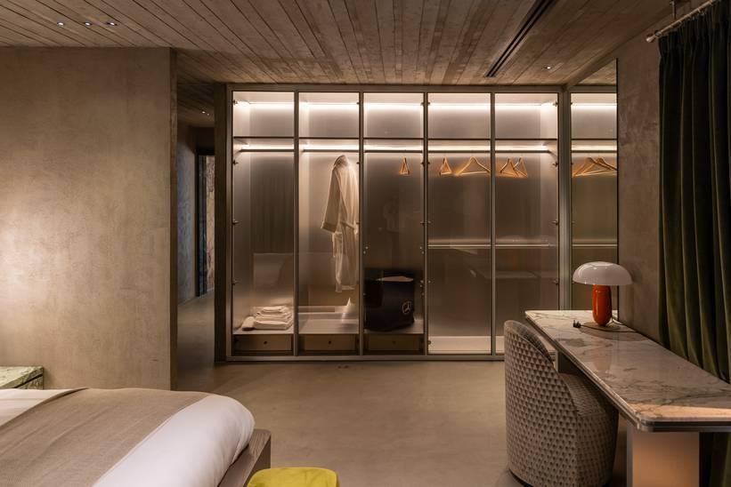 Designer Bedroom Sets for Photoshoots and Production Projects in Al Quoz, Dubai — photo 3