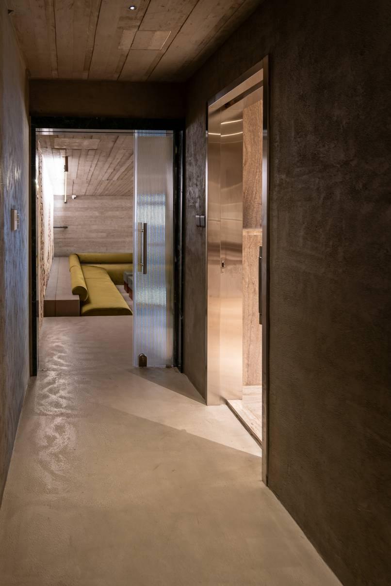 Designer Bedroom Sets for Photoshoots and Production Projects in Al Quoz, Dubai — photo 6