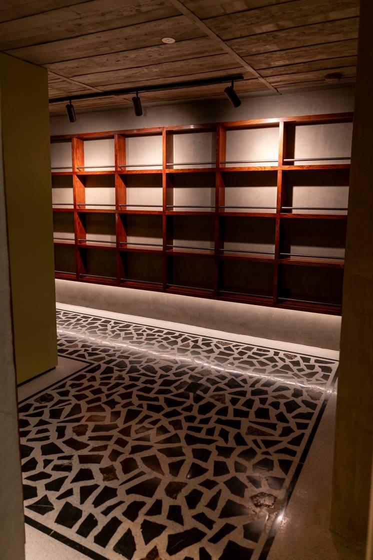 Designer Bedroom Sets for Photoshoots and Production Projects in Al Quoz, Dubai — photo 10