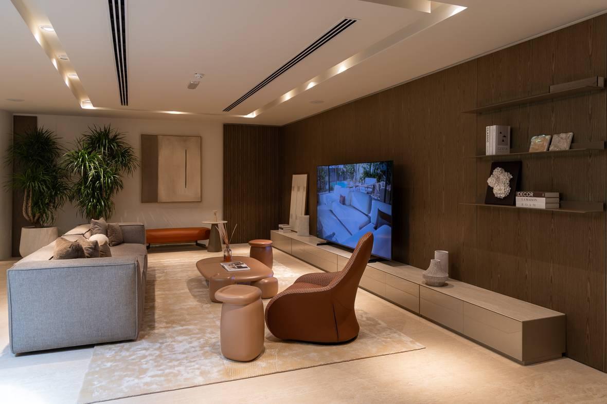 Luxury Furniture Showroom for Photoshoots and Workshops in Al Quoz, Dubai — photo 17