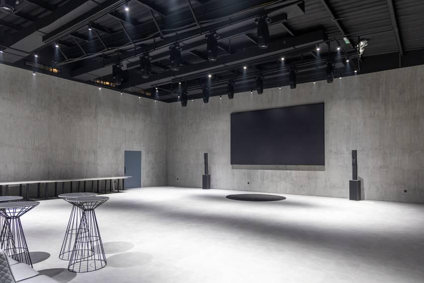 Event Venue for 200 People with LED Screen and AV, Al Quoz — photo 4