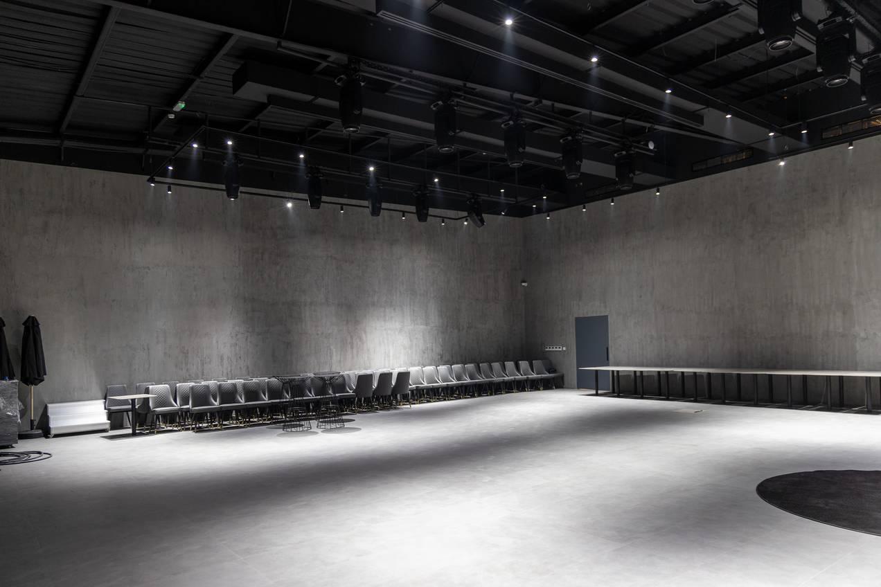 Event Venue for 200 People with LED Screen and AV, Al Quoz — photo 3