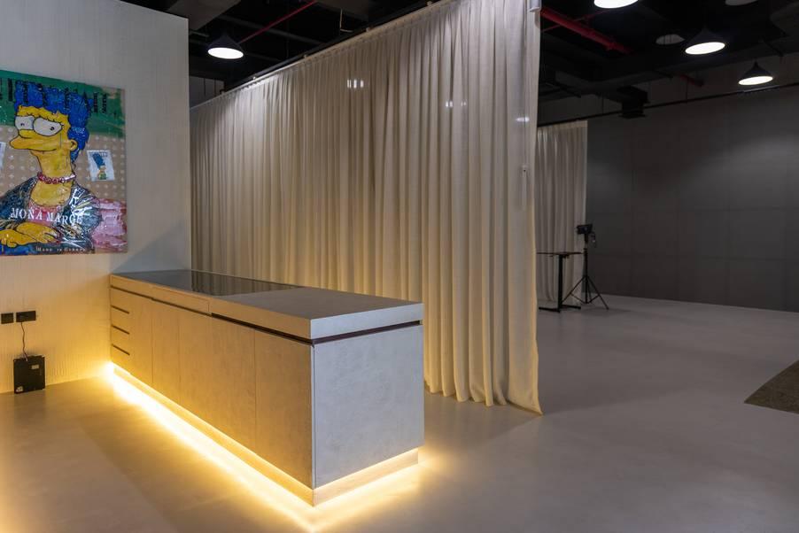 Photo and Video Studio with Cyclorama in Al Quoz, Dubai — photo 8