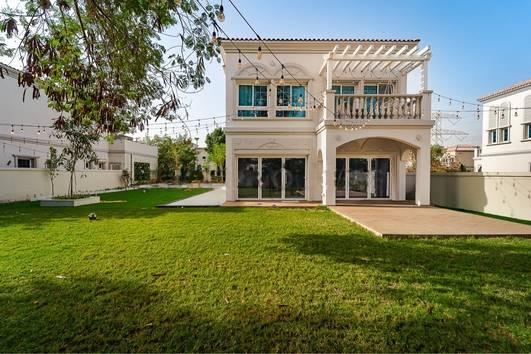 Two Story Villa for Photo and Video Shoots in JVT, Dubai — main photo