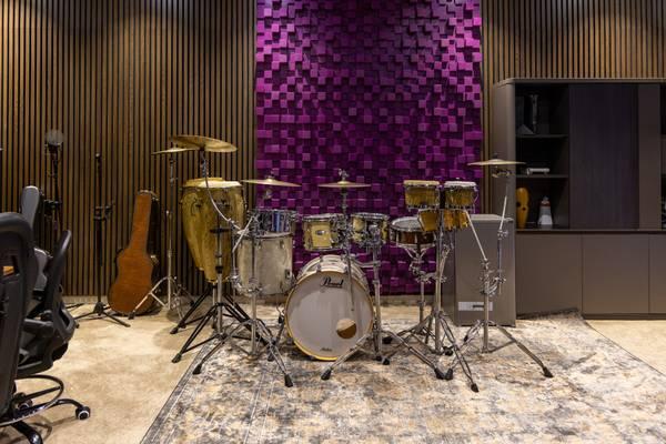 Recording Studio for Music and Podcasts in Al Awir, Dubai 4