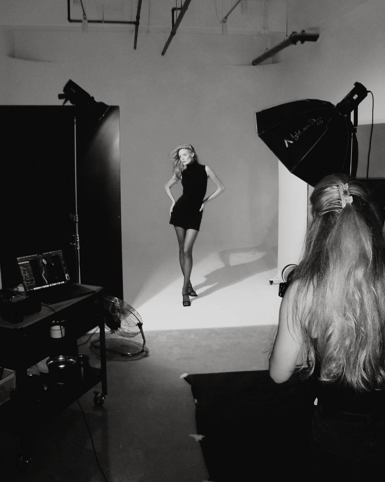 White Cyclorama Studio for Shoots in Dubai Production City — photo 4